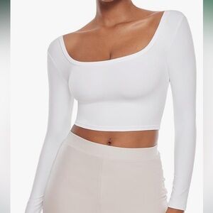 Inlyric Women's Square Neck Long Sleeve Crop Top Black